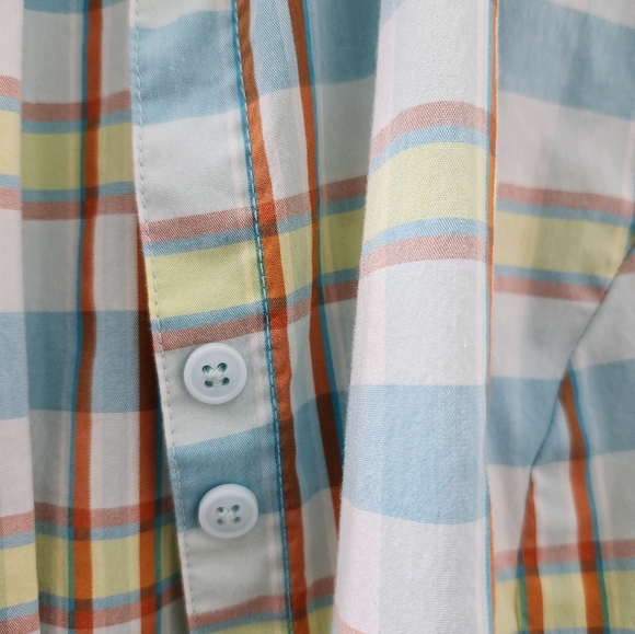 Columbia Womens Vibrant Plaid Button-Down Shirt - Picture 4 of 5